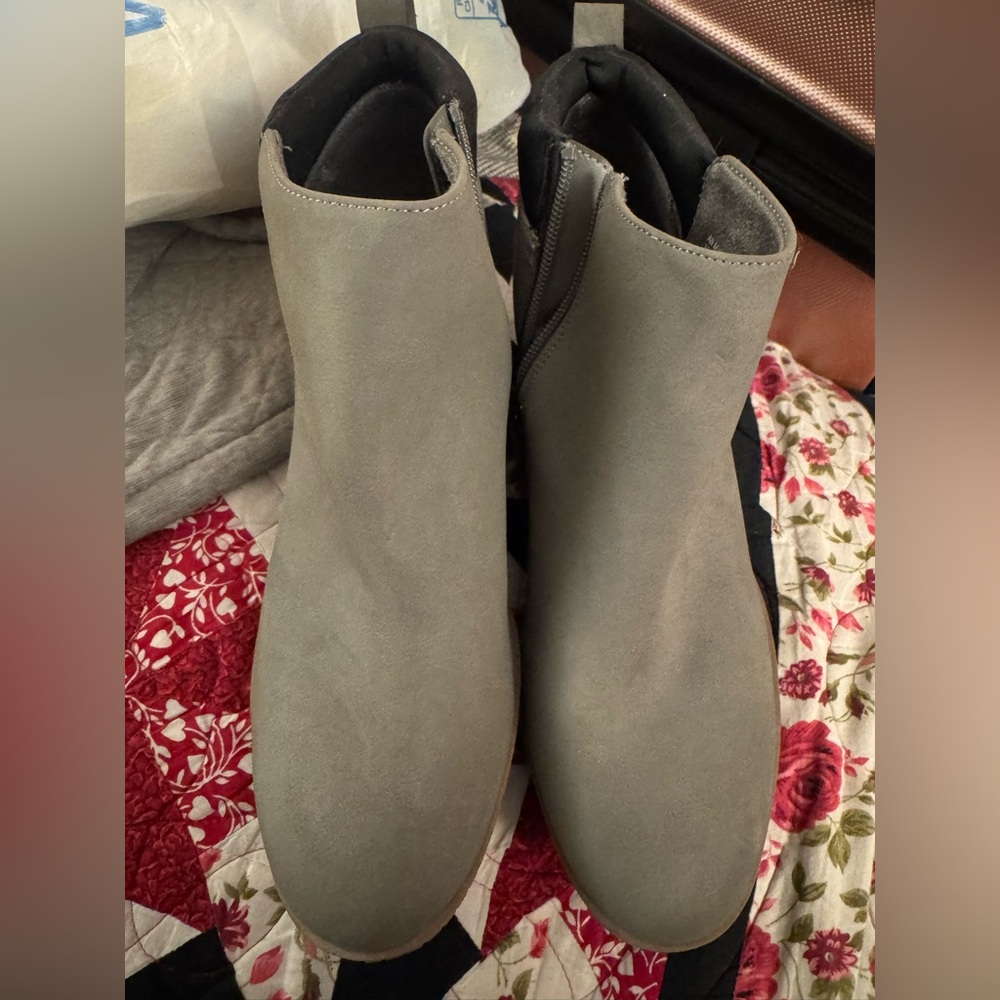 Dr. Scholl's Women's Gray Ankle Booties- NWOT